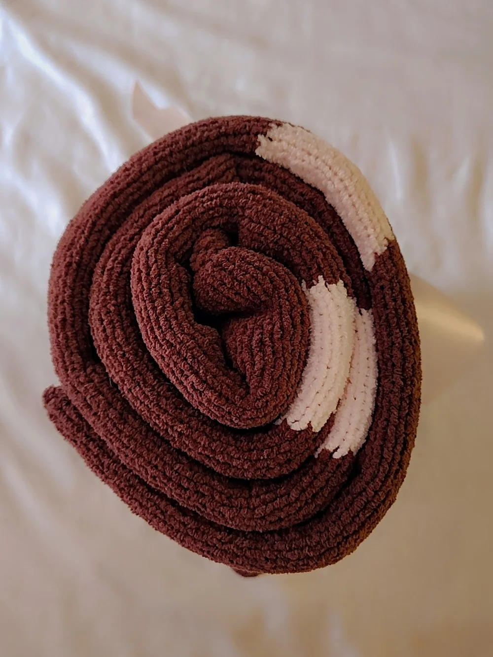 Bearington Baby Collection Chocolate & Pink Polka Dot Knit Blanket (NWT)